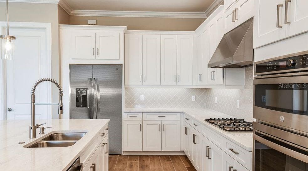 4221 BARBUDA LANE - Interior/Exterior Photo 5 - KISSIMMEE, FL