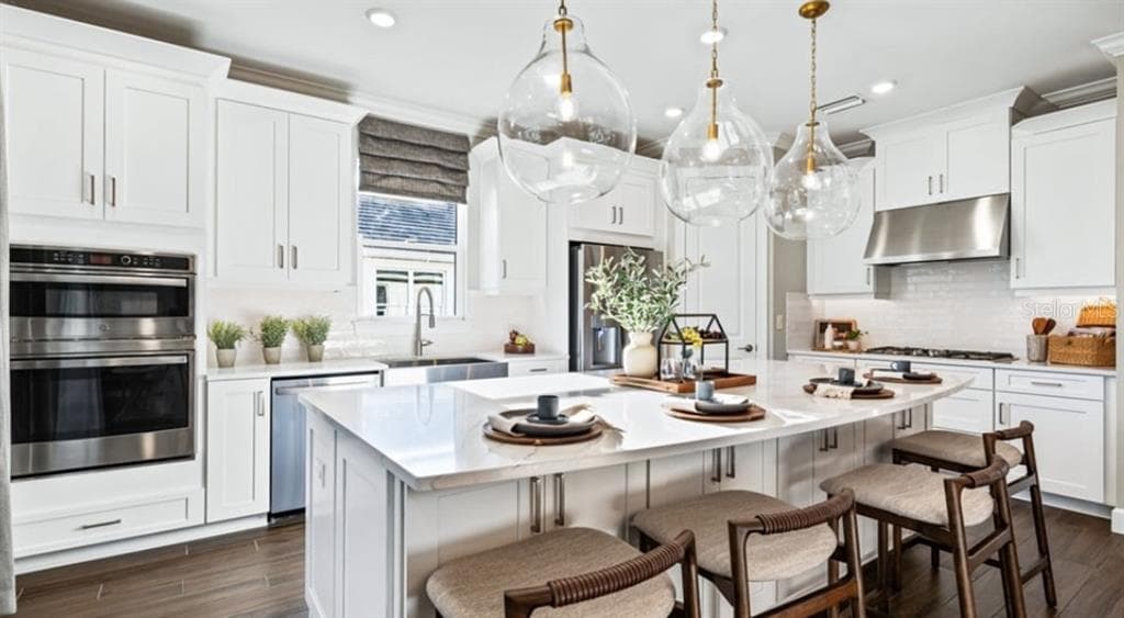 4234 BARBUDA LANE - Interior/Exterior Photo 4 - KISSIMMEE, FL