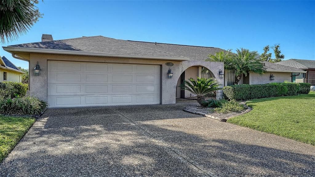 3722 PRAIRIE DUNES DRIVE