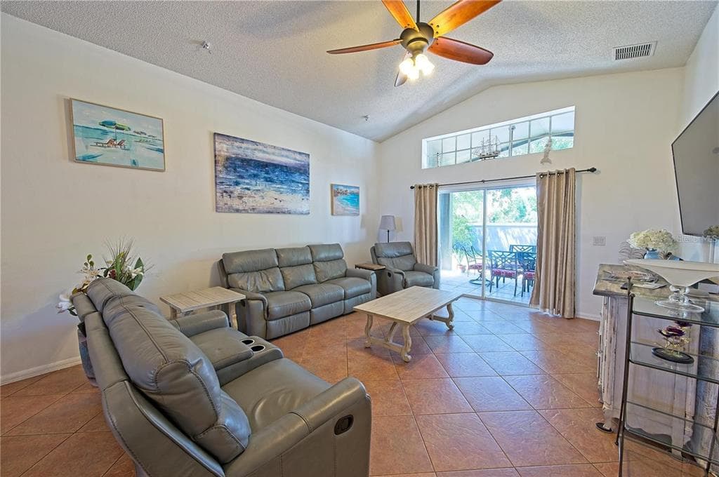 4408 SANIBEL WAY - Interior/Exterior Photo 4 - BRADENTON, FL