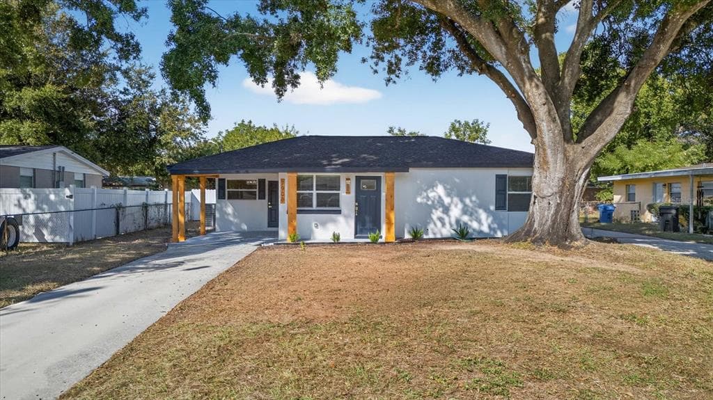 7908 CROTON AVENUE - Interior/Exterior Photo 4 - TAMPA, FL