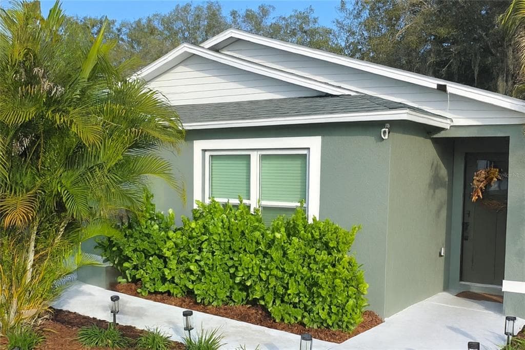 2103 W PERIO STREET - Interior/Exterior Photo 2 - TAMPA, FL