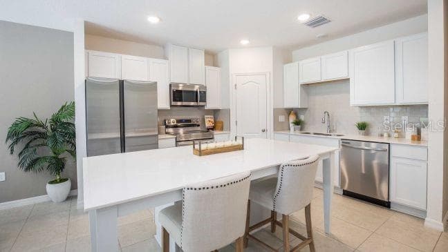 3727 ACADEMIA AVENUE - Interior/Exterior Photo 5 - LAKELAND, FL