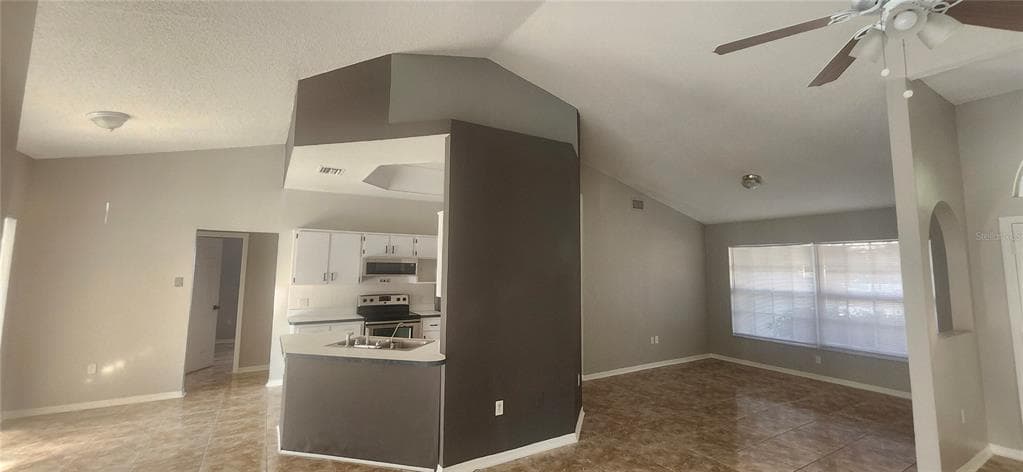 3047 FISHER AVENUE - Interior/Exterior Photo 4 - SPRING HILL, FL