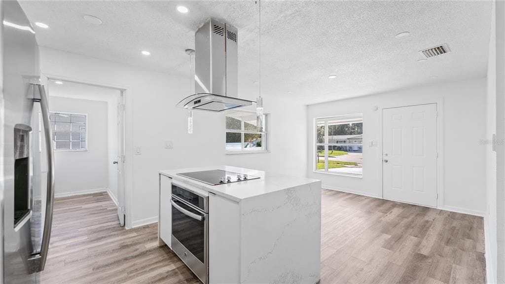 4447 IVEY COURT - Interior/Exterior Photo 4 - ORLANDO, FL