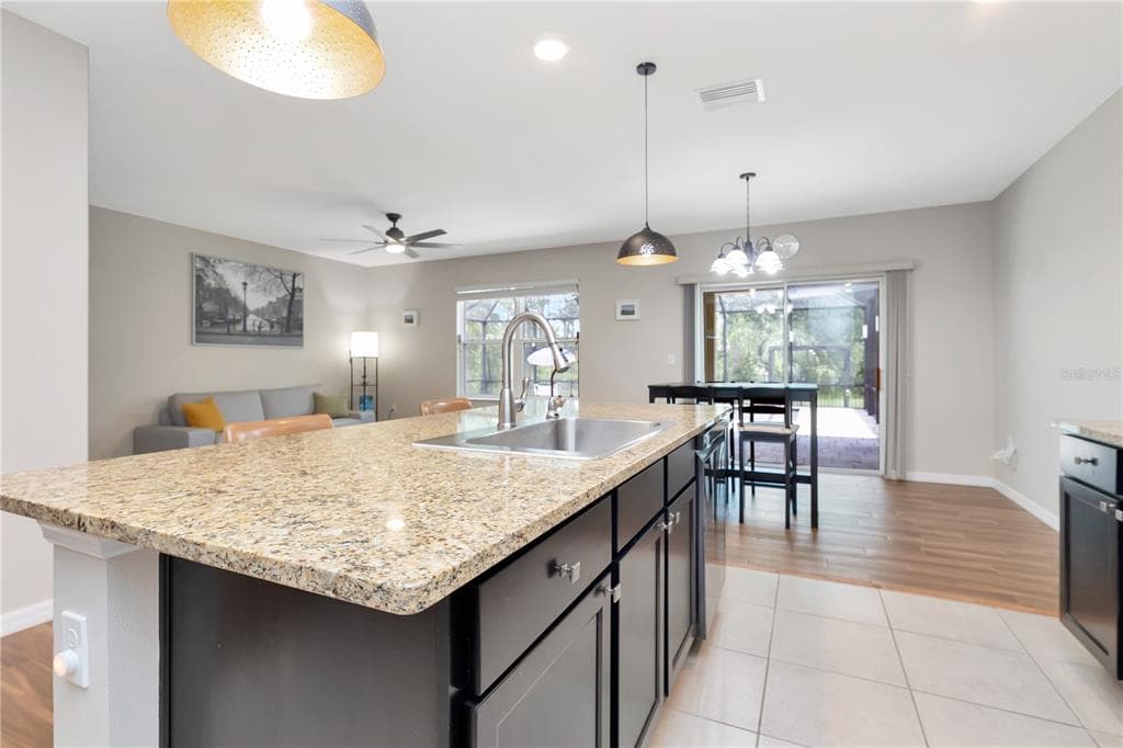 271 TIERRA VERDE WAY - Interior/Exterior Photo 5 - BRADENTON, FL