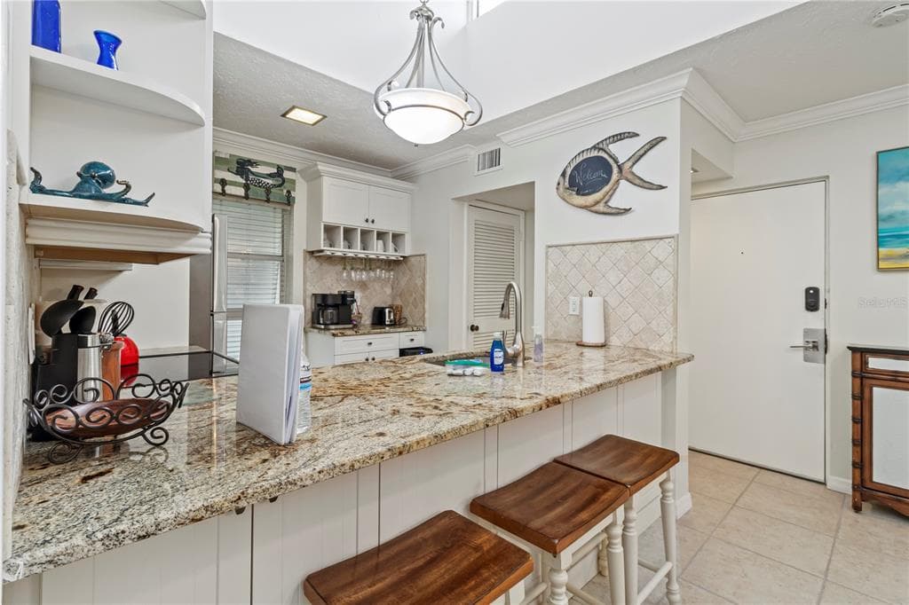 5310 GULF OF MEXICO DRIVE UNIT 16 - Interior/Exterior Photo 5 - LONGBOAT KEY, FL