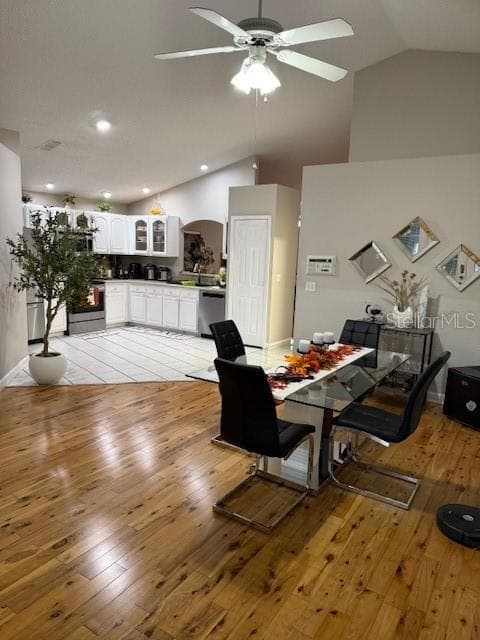 2431 TITUS COURT - Interior/Exterior Photo 5 - ORLANDO, FL