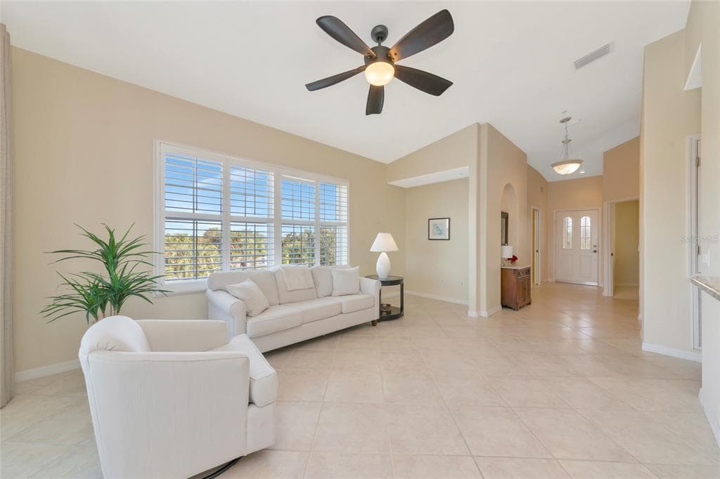 100 SAN LINO CIRCLE UNIT 134 - Interior/Exterior Photo 5 - VENICE, FL