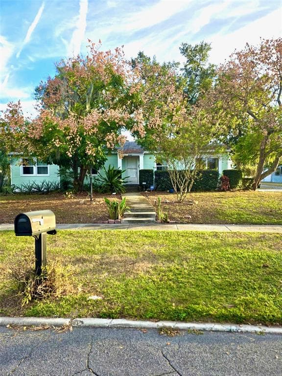 1403 FERN PLACE - Interior/Exterior Photo 2 - LAKELAND, FL
