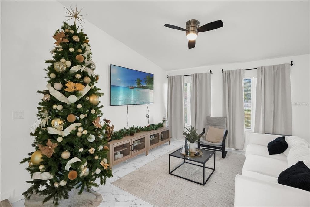 812 E. FLAG LANE - Interior/Exterior Photo 3 - KISSIMMEE, FL