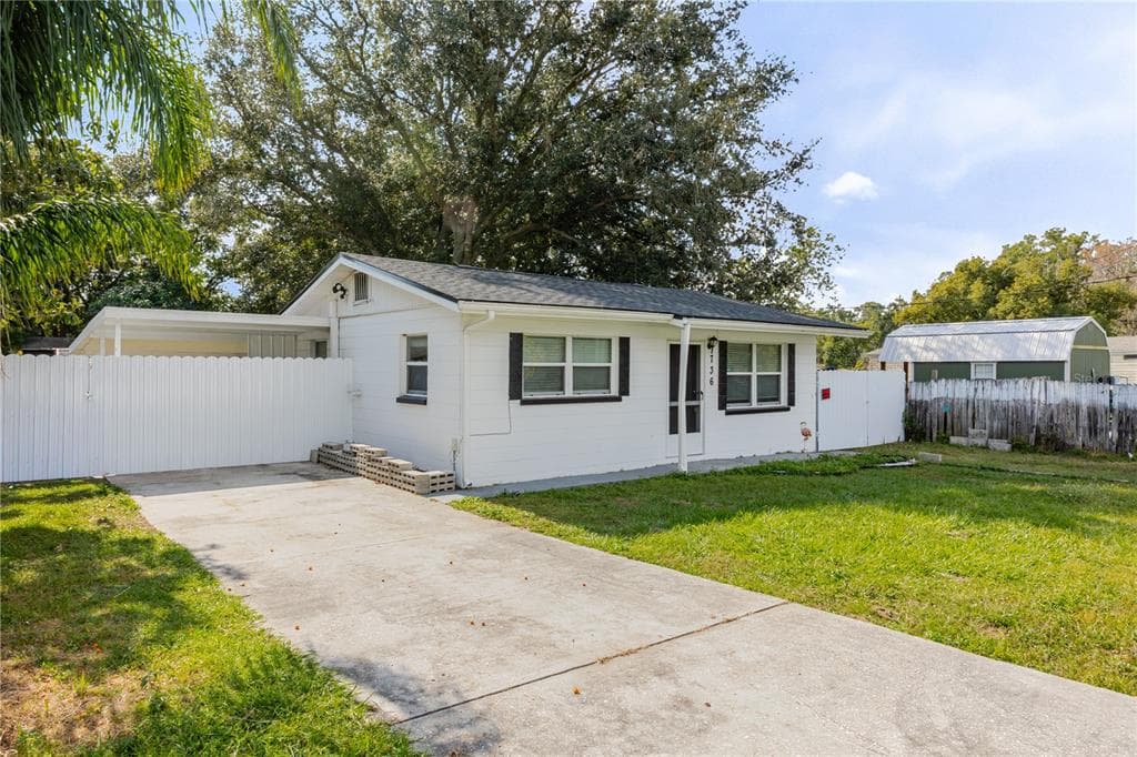 736 HULL STREET - Interior/Exterior Photo 2 - LAKELAND, FL