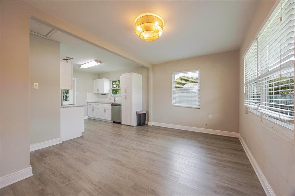 736 HULL STREET - Interior/Exterior Photo 3 - LAKELAND, FL