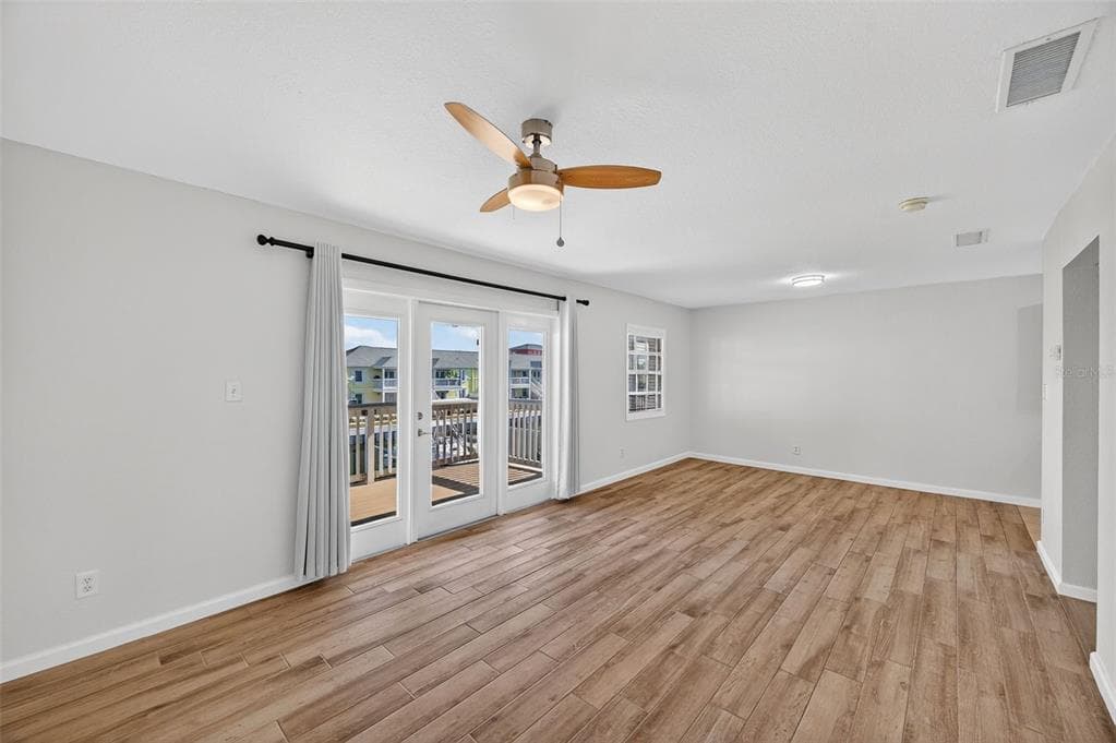 4872 BEACH DRIVE SE UNIT D - Interior/Exterior Photo 2 - ST PETERSBURG, FL