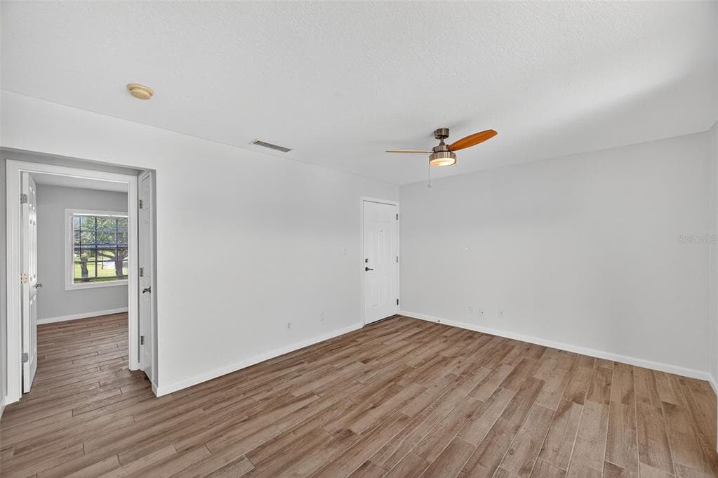 4872 BEACH DRIVE SE UNIT D - Interior/Exterior Photo 5 - ST PETERSBURG, FL