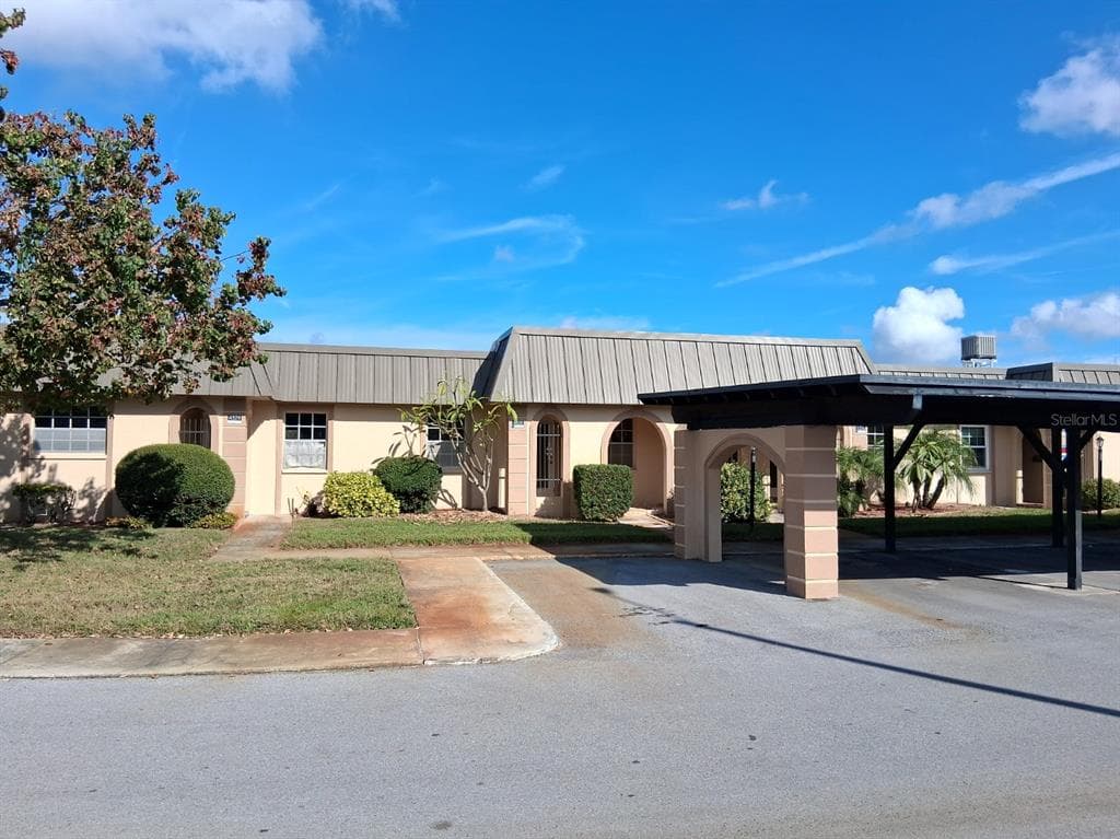 4326 SUMMERSUN DRIVE UNIT B