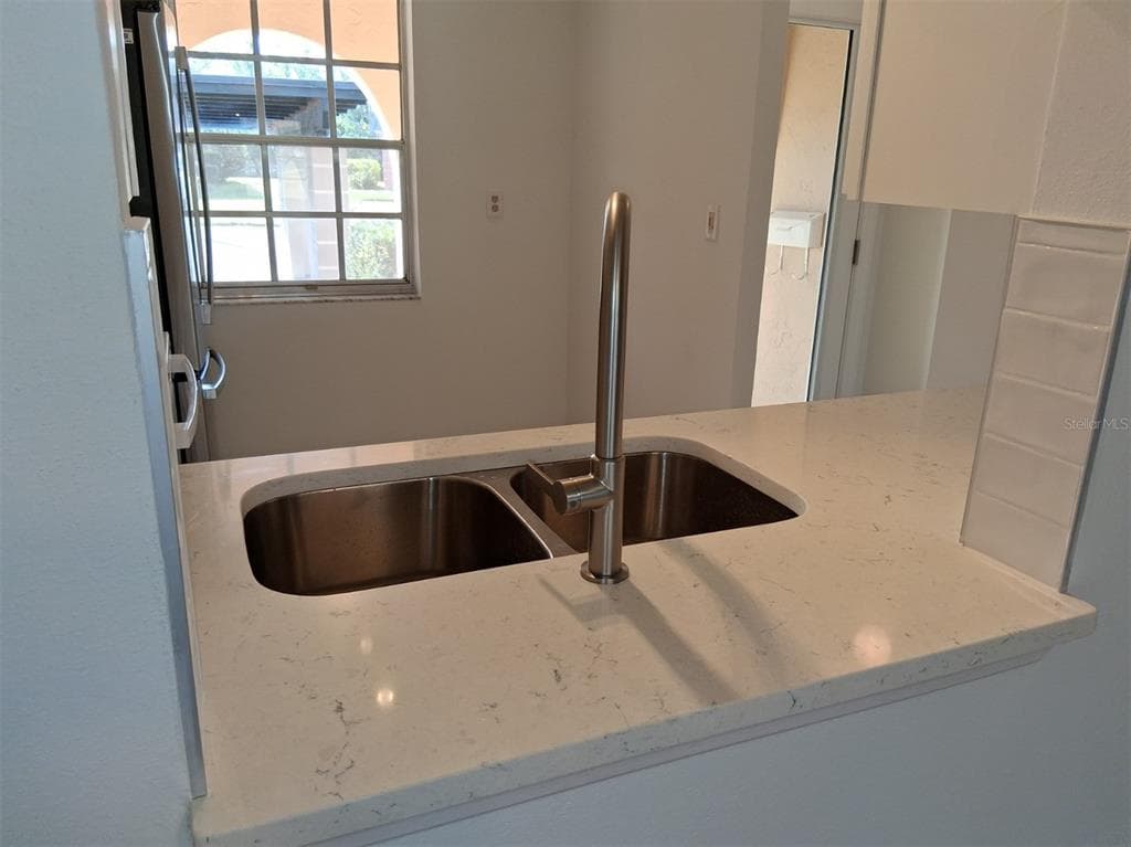 4326 SUMMERSUN DRIVE UNIT B - Interior/Exterior Photo 4 - NEW PORT RICHEY, FL