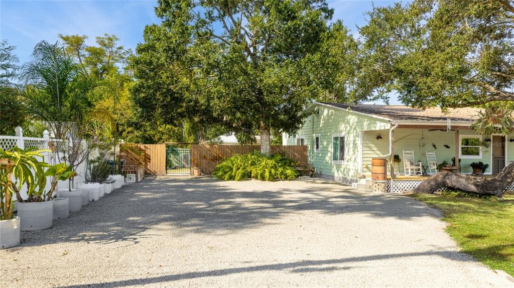 4030 WORCESTER ROAD - Interior/Exterior Photo 5 - SARASOTA, FL