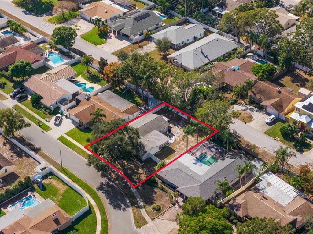 9428 LAURA ANNE DRIVE - Interior/Exterior Photo 3 - SEMINOLE, FL