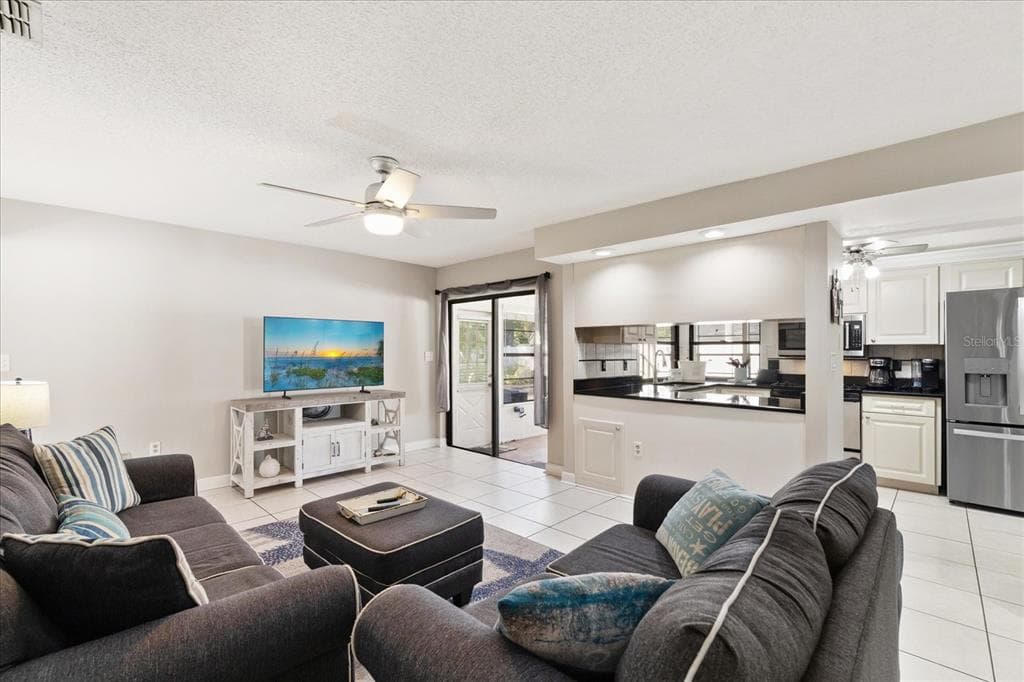 9428 LAURA ANNE DRIVE - Interior/Exterior Photo 5 - SEMINOLE, FL