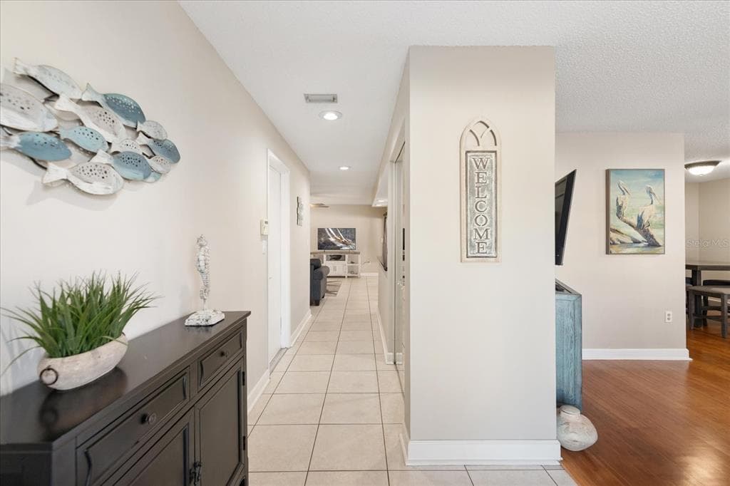 9428 LAURA ANNE DRIVE - Interior/Exterior Photo 4 - SEMINOLE, FL