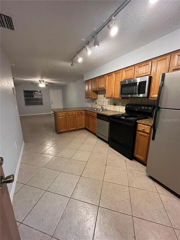 5762 COUNTY ROAD 542 - Interior/Exterior Photo 5 - WINTER HAVEN, FL