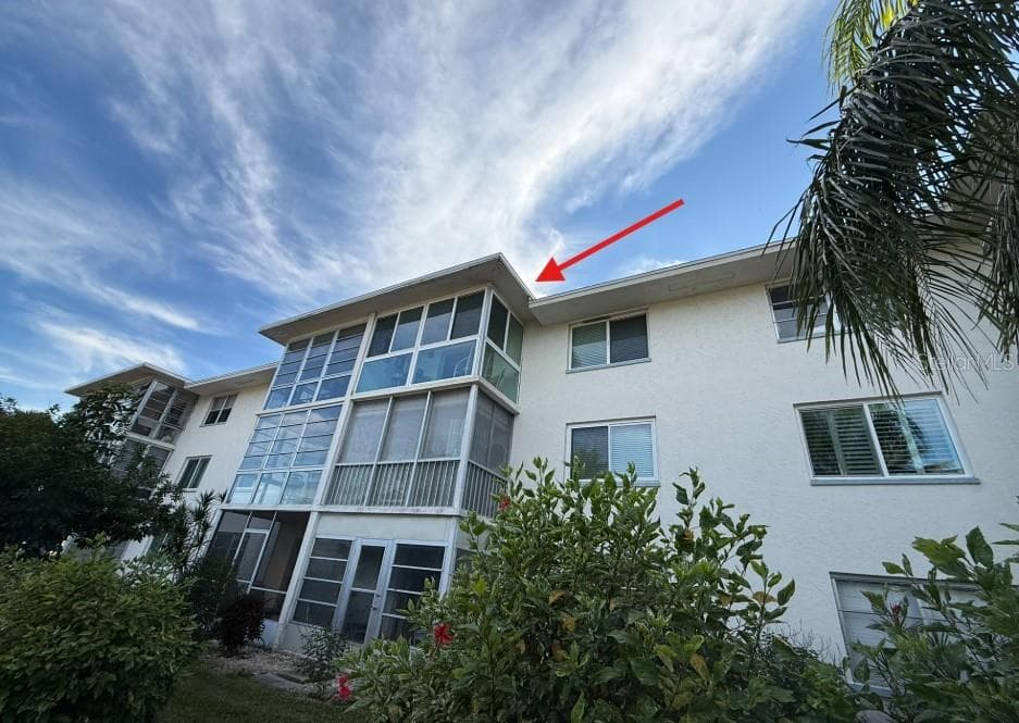 708 TAMIAMI TRAIL S UNIT 318 - Interior/Exterior Photo 3 - VENICE, FL