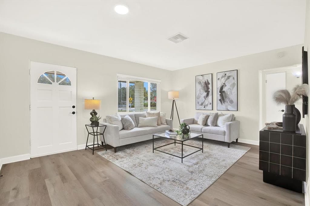 4000 LOCUST STREET NE - Interior/Exterior Photo 3 - ST PETERSBURG, FL