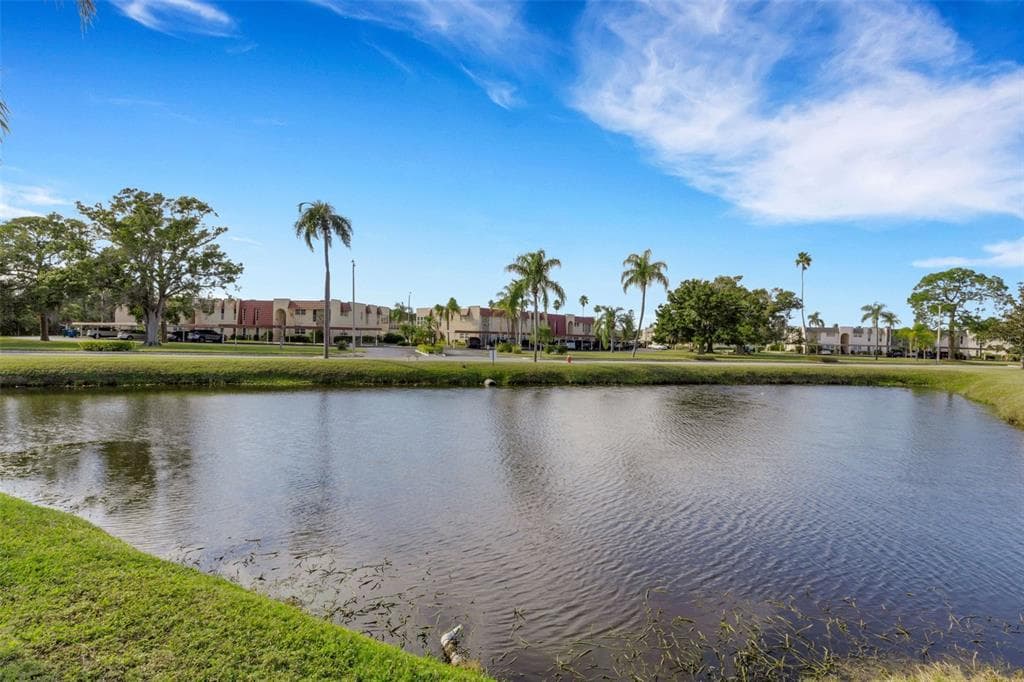 122 BUTTONWOOD CIRCLE UNIT 122 - Interior/Exterior Photo 5 - SEMINOLE, FL