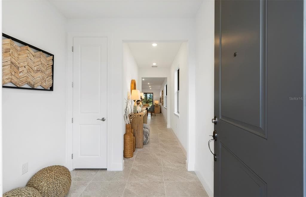 18921 INDIAN ROCK PLACE - Interior/Exterior Photo 2 - LAKEWOOD RANCH, FL