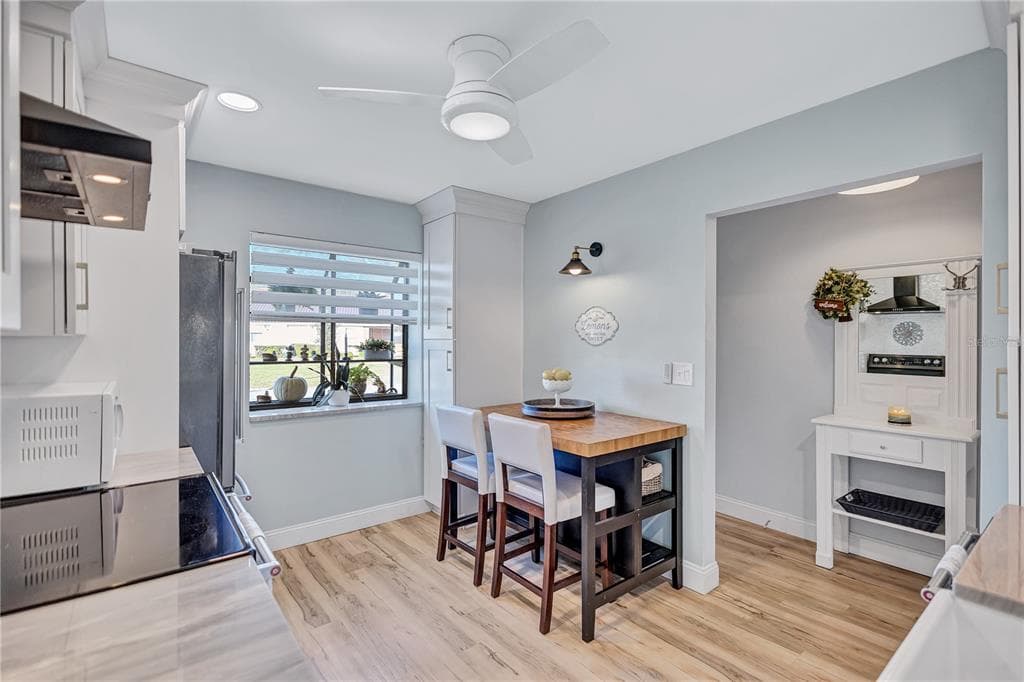 3390 STONEHAVEN COURT W UNIT A - Interior/Exterior Photo 5 - PALM HARBOR, FL