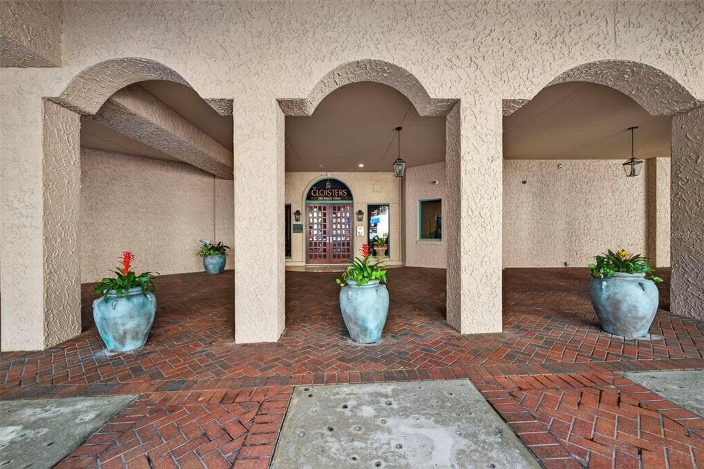 288 BEACH DRIVE NE UNIT 4B - Interior/Exterior Photo 3 - ST PETERSBURG, FL