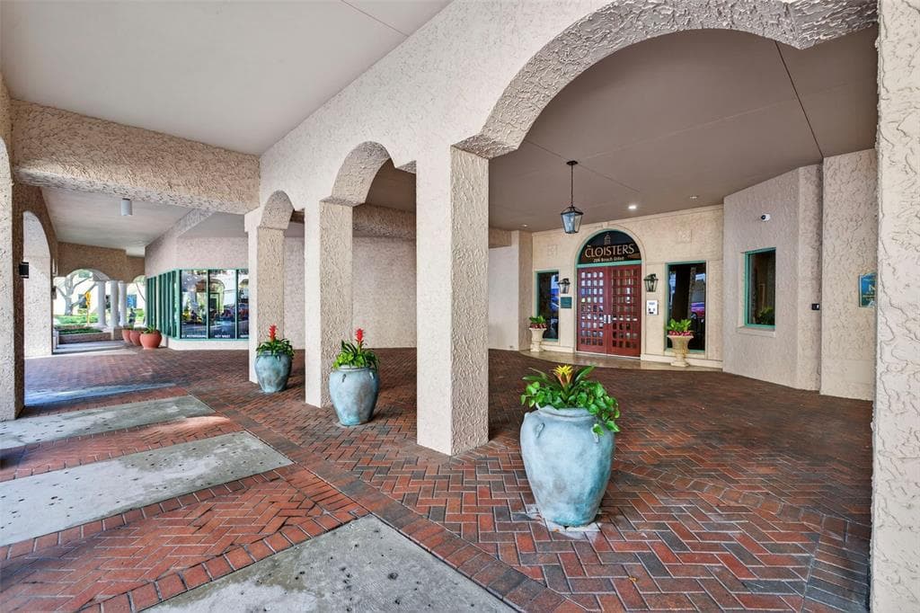 288 BEACH DRIVE NE UNIT 4B - Interior/Exterior Photo 5 - ST PETERSBURG, FL