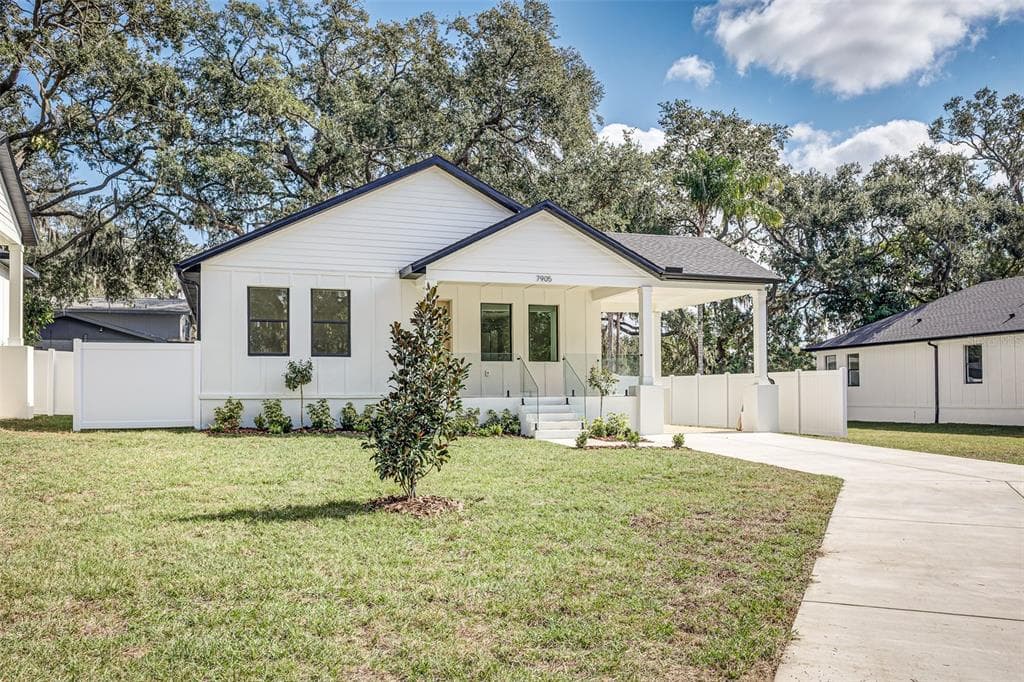 7905 N GREENWOOD AVENUE - Interior/Exterior Photo 2 - TAMPA, FL