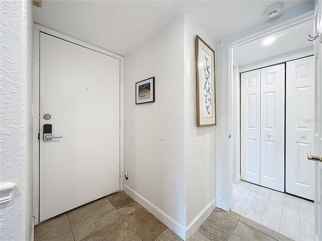 2220 BAHIA VISTA ST UNIT G4 - Interior/Exterior Photo 4 - SARASOTA, FL