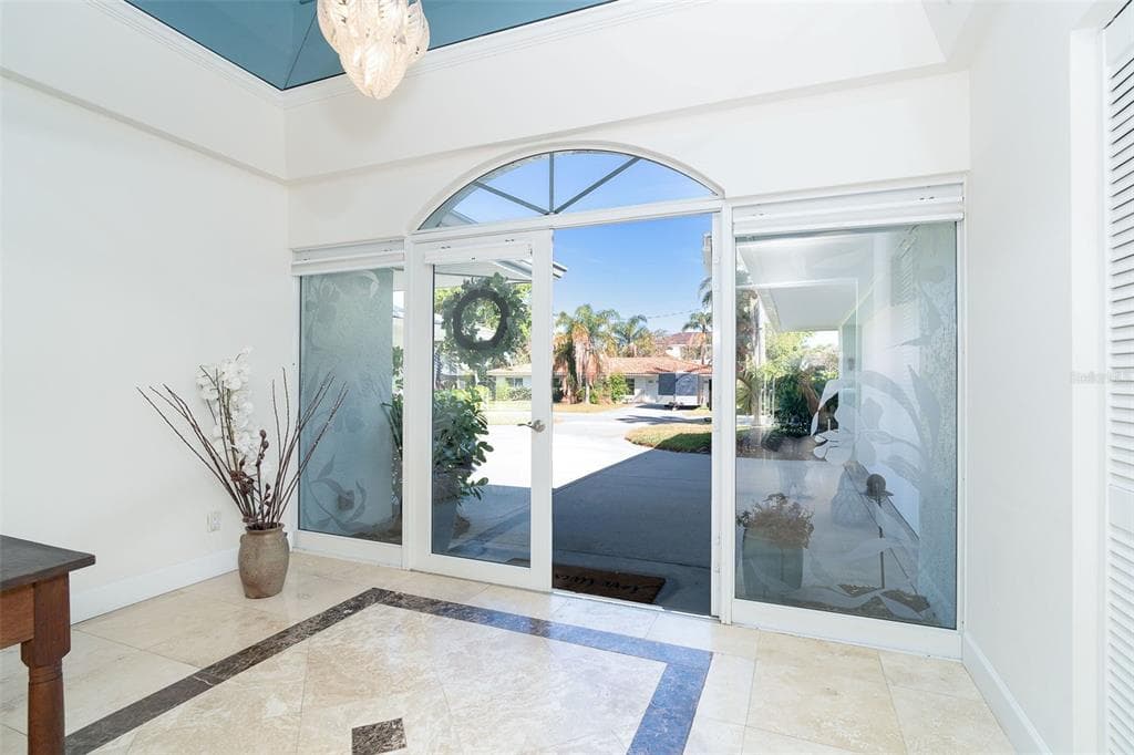 1648 SHELBURNE LANE - Interior/Exterior Photo 5 - SARASOTA, FL