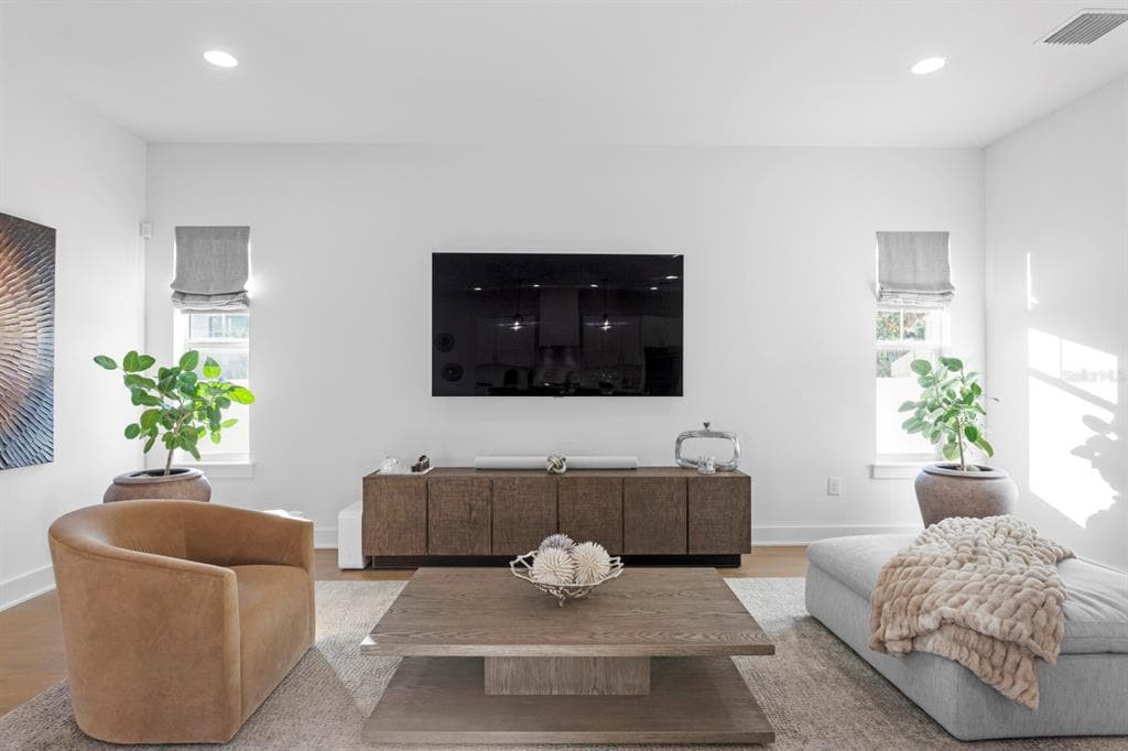 3518 W OBISPO STREET - Interior/Exterior Photo 2 - TAMPA, FL