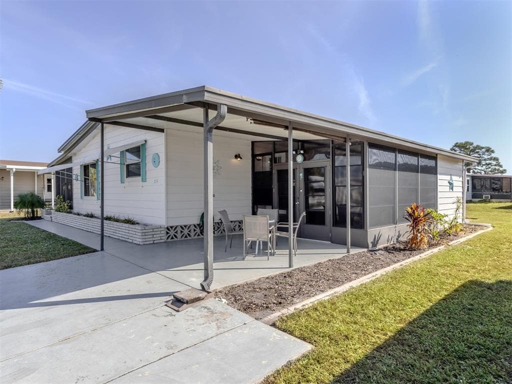 215 SCHOONER STREET - Interior/Exterior Photo 4 - NORTH PORT, FL