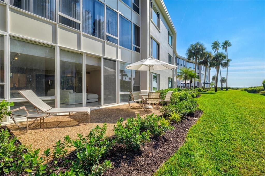 100 SANDS POINT ROAD UNIT 122 - Interior/Exterior Photo 3 - LONGBOAT KEY, FL