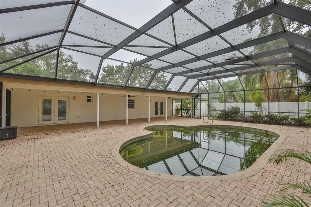 456 RAFAEL BOULEVARD NE - Interior/Exterior Photo 2 - ST PETERSBURG, FL