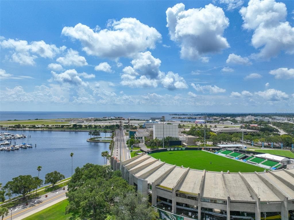 456 RAFAEL BOULEVARD NE - Interior/Exterior Photo 3 - ST PETERSBURG, FL