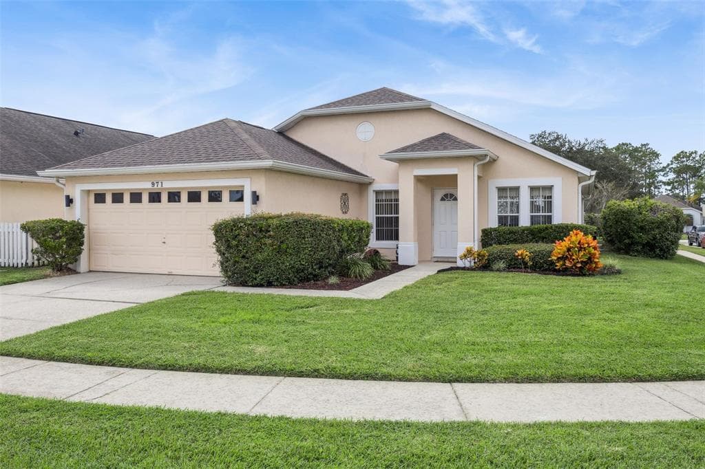 971 OXFORD DRIVE - DAVENPORT, FL - 4bd/2ba - $410,000