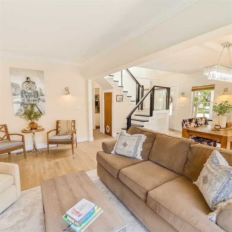 21135 PECKHAM AVENUE - Interior/Exterior Photo 3 - MOUNT DORA, FL