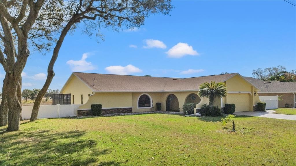 488 FIELDSTONE LANE - Interior/Exterior Photo 2 - SPRING HILL, FL