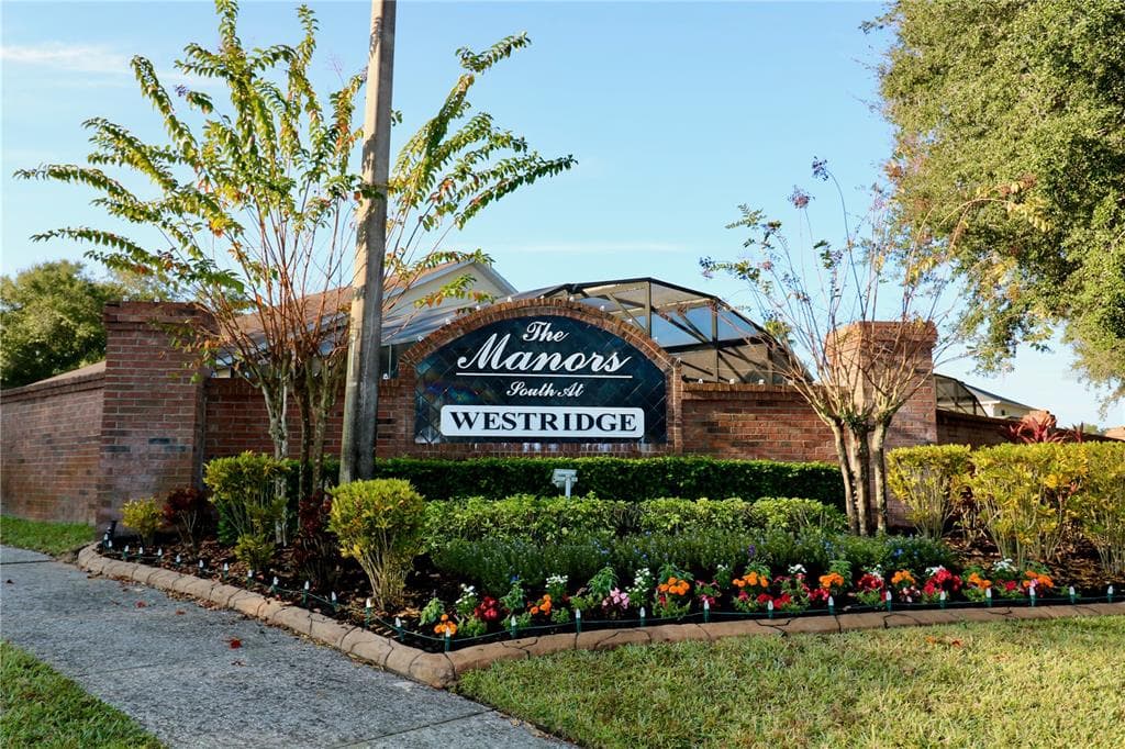 1143 CASTERTON CIRCLE - DAVENPORT, FL - 3bd/2ba - $369,000