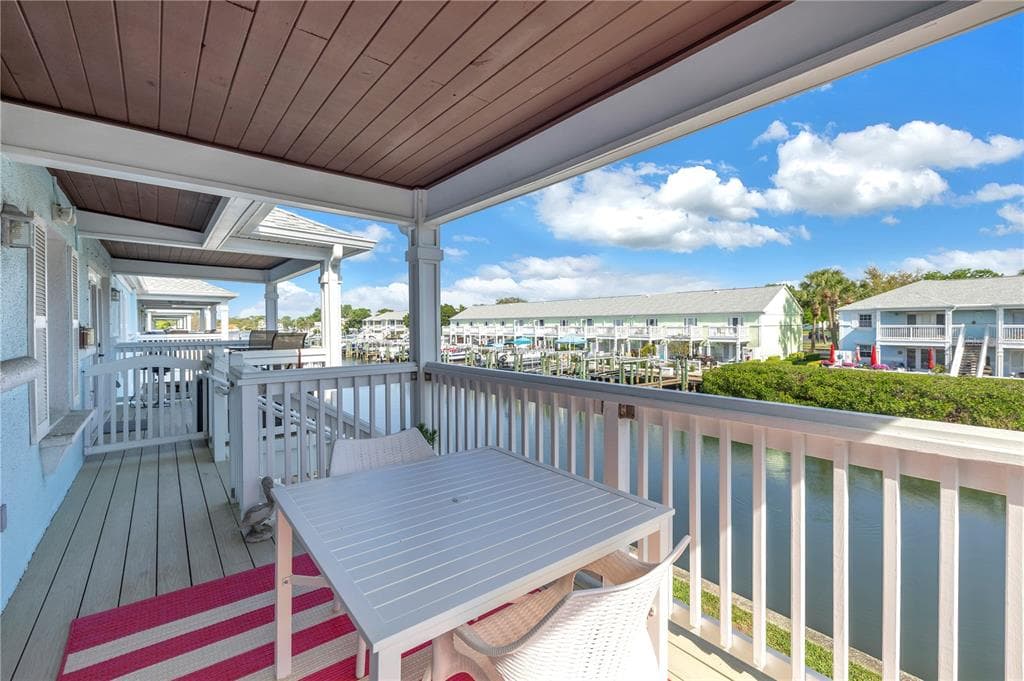 5072 STARFISH DRIVE SE UNIT F - Interior/Exterior Photo 5 - ST PETERSBURG, FL