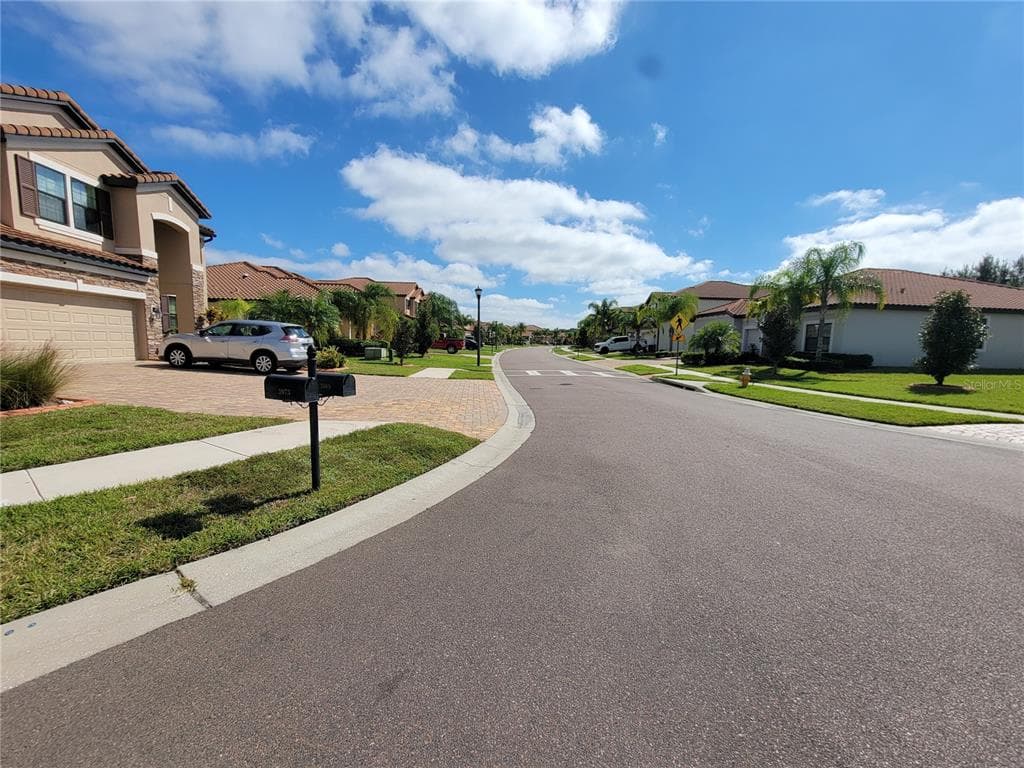 3969 AQUILLA DRIVE - Interior/Exterior Photo 2 - LAKELAND, FL