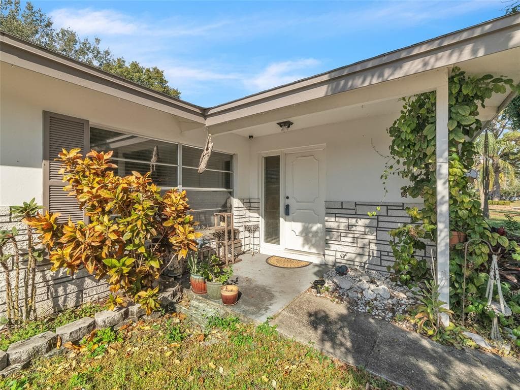 1444 COTTONWOOD TERRACE - Interior/Exterior Photo 2 - DUNEDIN, FL