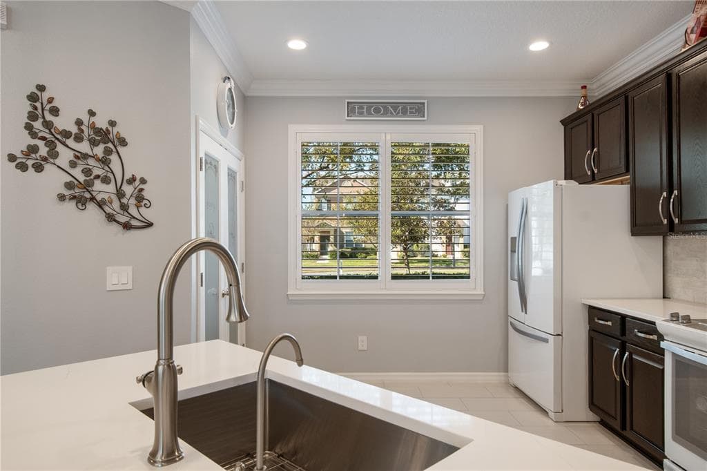 7625 SUTHERTON LANE - Interior/Exterior Photo 4 - WINDERMERE, FL