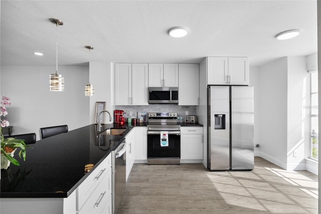 13952 FLETCHERS MILL DRIVE - Interior/Exterior Photo 4 - TAMPA, FL